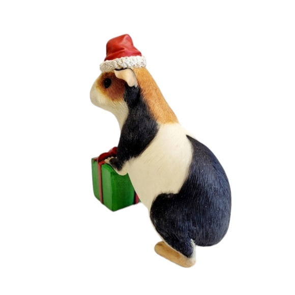 Country Artists Christmas Guinea Pig with Gift, Hand Crafted & Painted - Picture 8 of 14